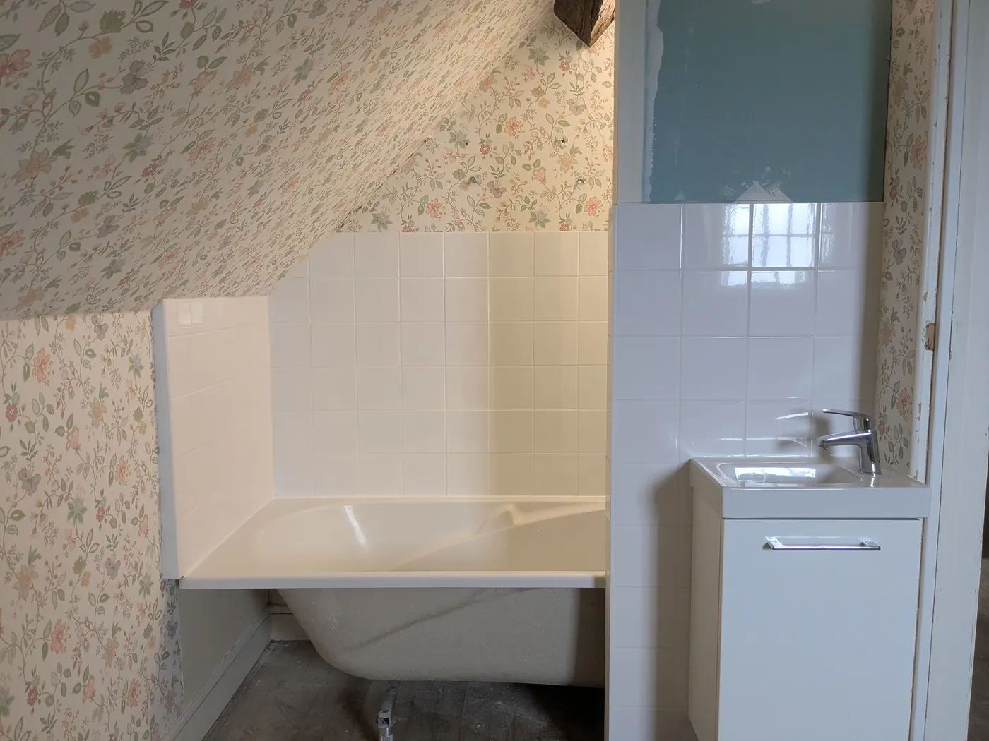 Salle de bains après rénovation par JOFAGIST